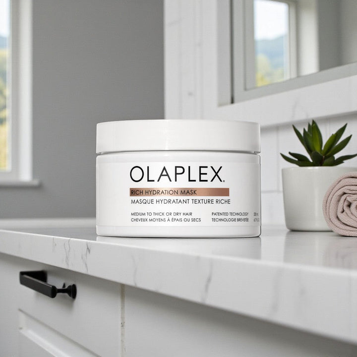 Olaplex Rich Hydration Mask per capelli secchi da medi a grossi effetto idratante e anticrespo