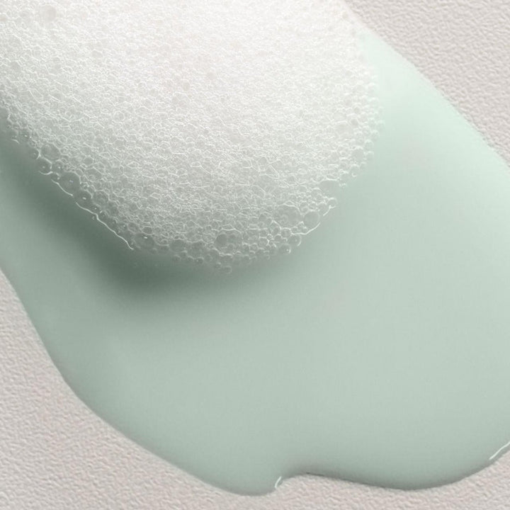 Davines Essential Haircare Melu Shampoo - Planethair 