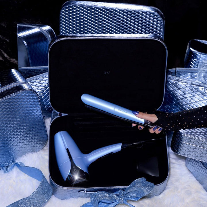 Ghd Deluxe Set Blu Ghiaccio piastra Chronos e phon Helios - Planethair 