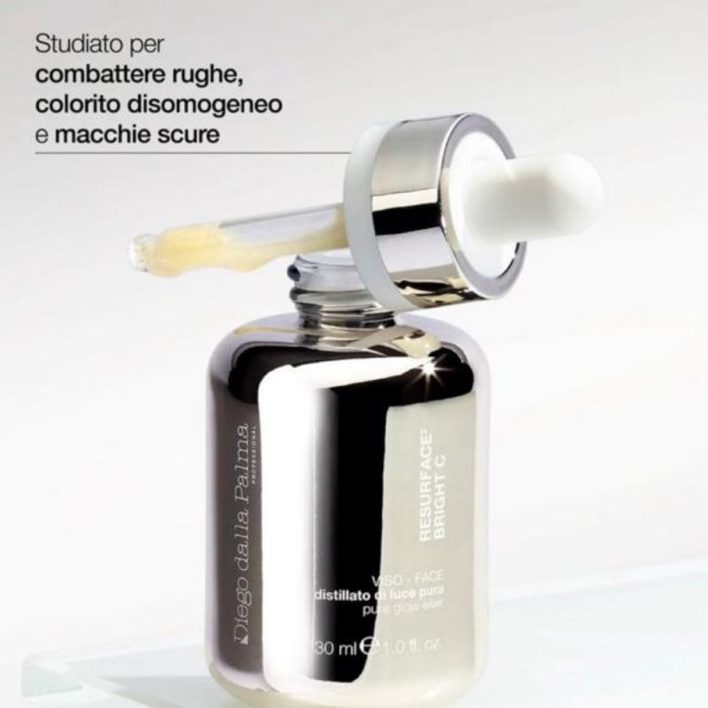 Resurface Bright C Distillato di Luce Pura Siero Illuminante Anti Macchia Diego Dalla Palma Professional - Gommage e peeling
